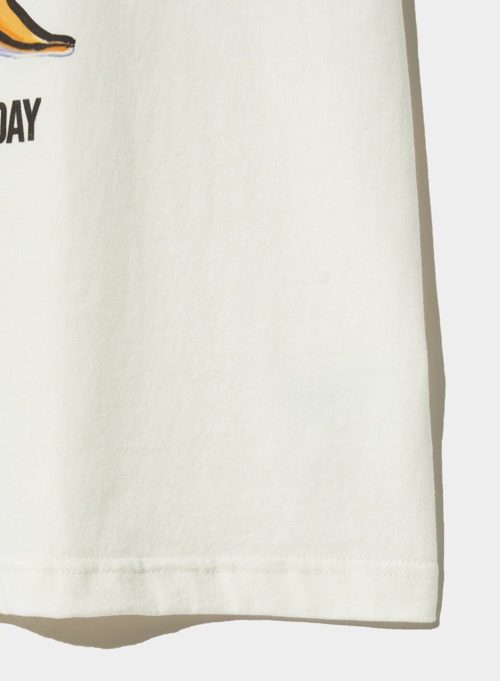 (W) Sun Retro Graphic T-shirts