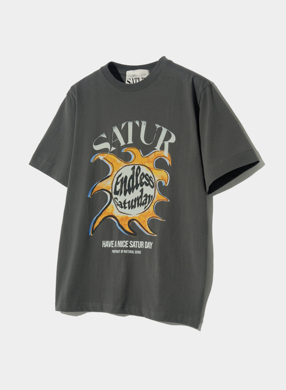 (M) Sun Retro Graphic T-shirts
