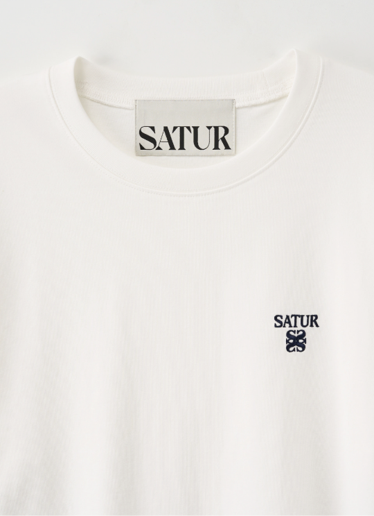 (U) Loren Classic Logo T-shirt
