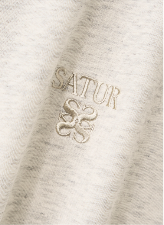 (U) Loren Classic Logo T-shirt