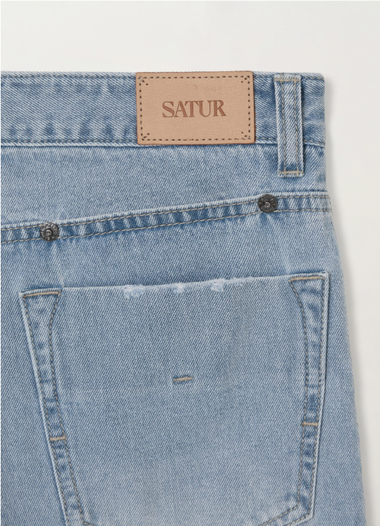 (W) Washed Denim Shorts