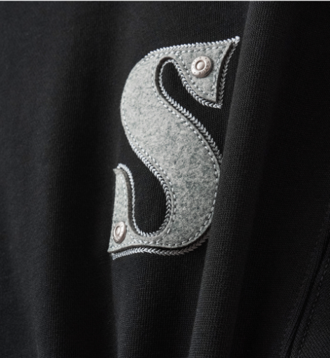 (U) Rivet Applique Pocket Logo Hoodie