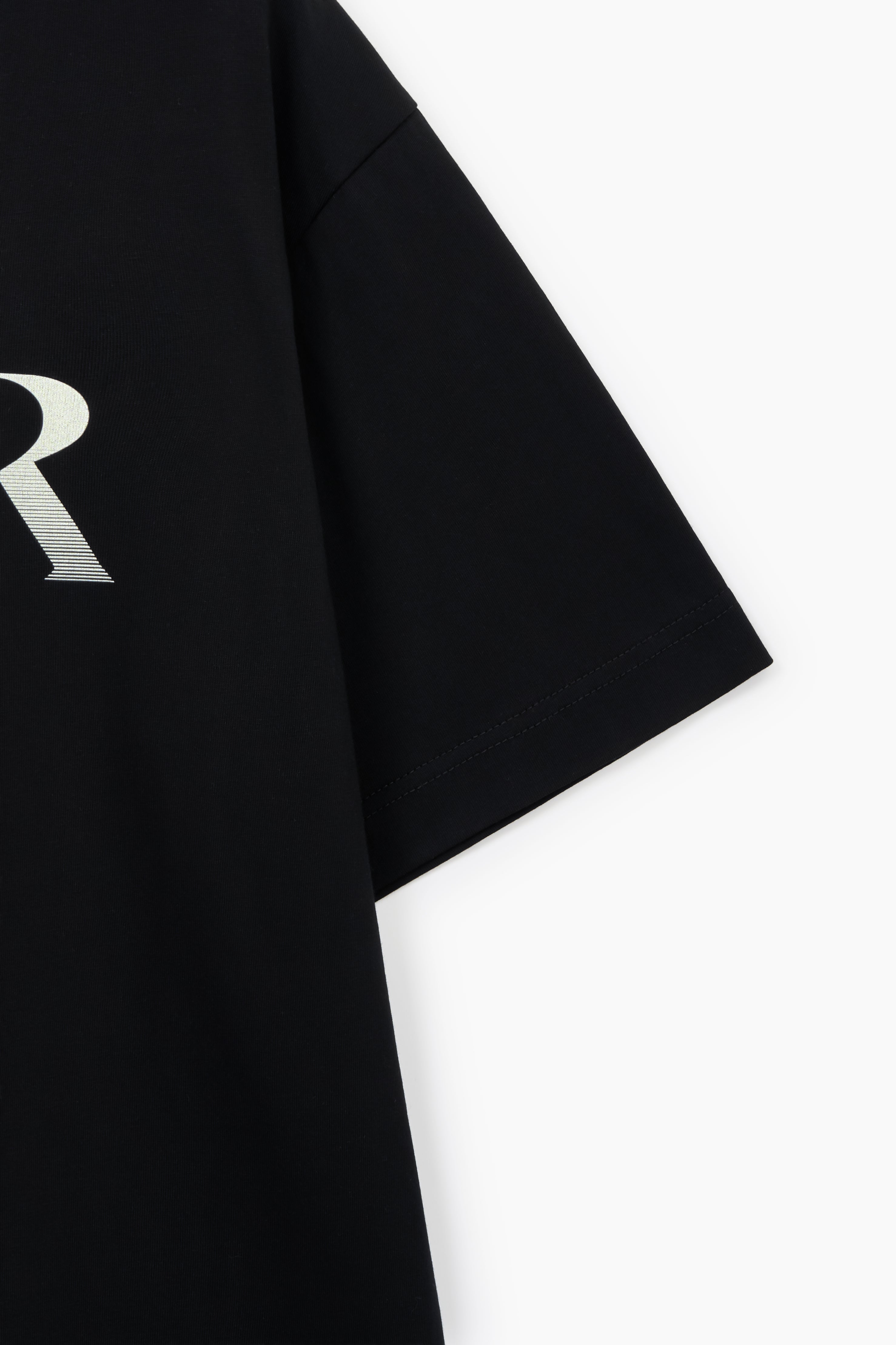 (U) Gradient Big Logo Embroidery T-shirt