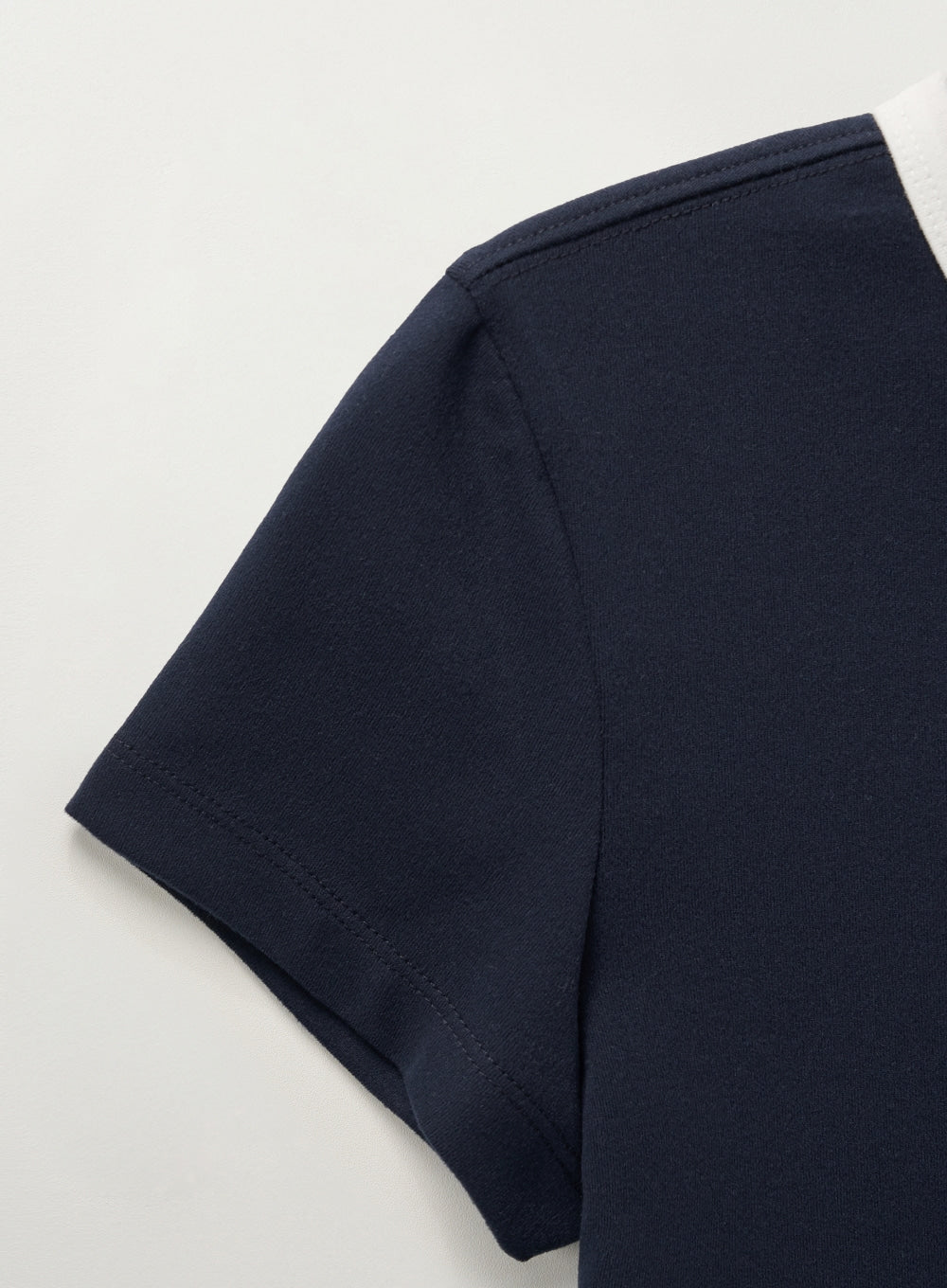 (W) Apero Slim Cropped Fit Ringer T-shirts