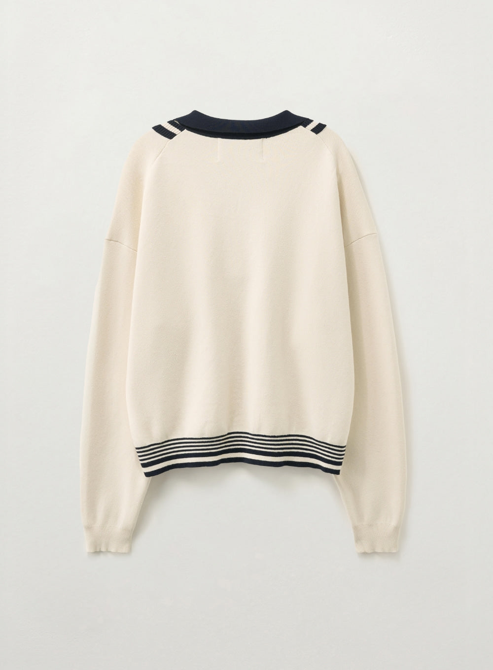 (U) Crest Logo Open Collar Knit