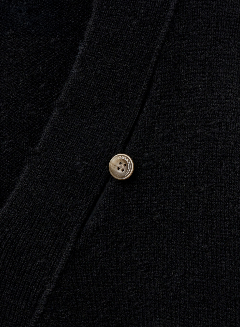 (U) Satur X Lacoste Essen Knit Cardigan