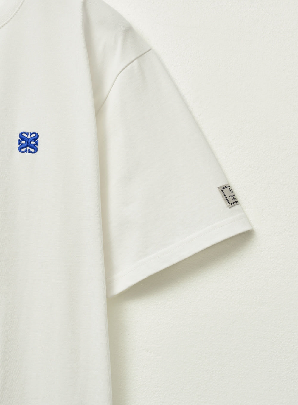(W) Classic Small Logo T-shirt