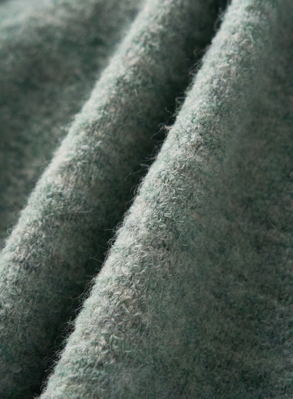 (W) Lawton Semi Cropped Knit Zip-up