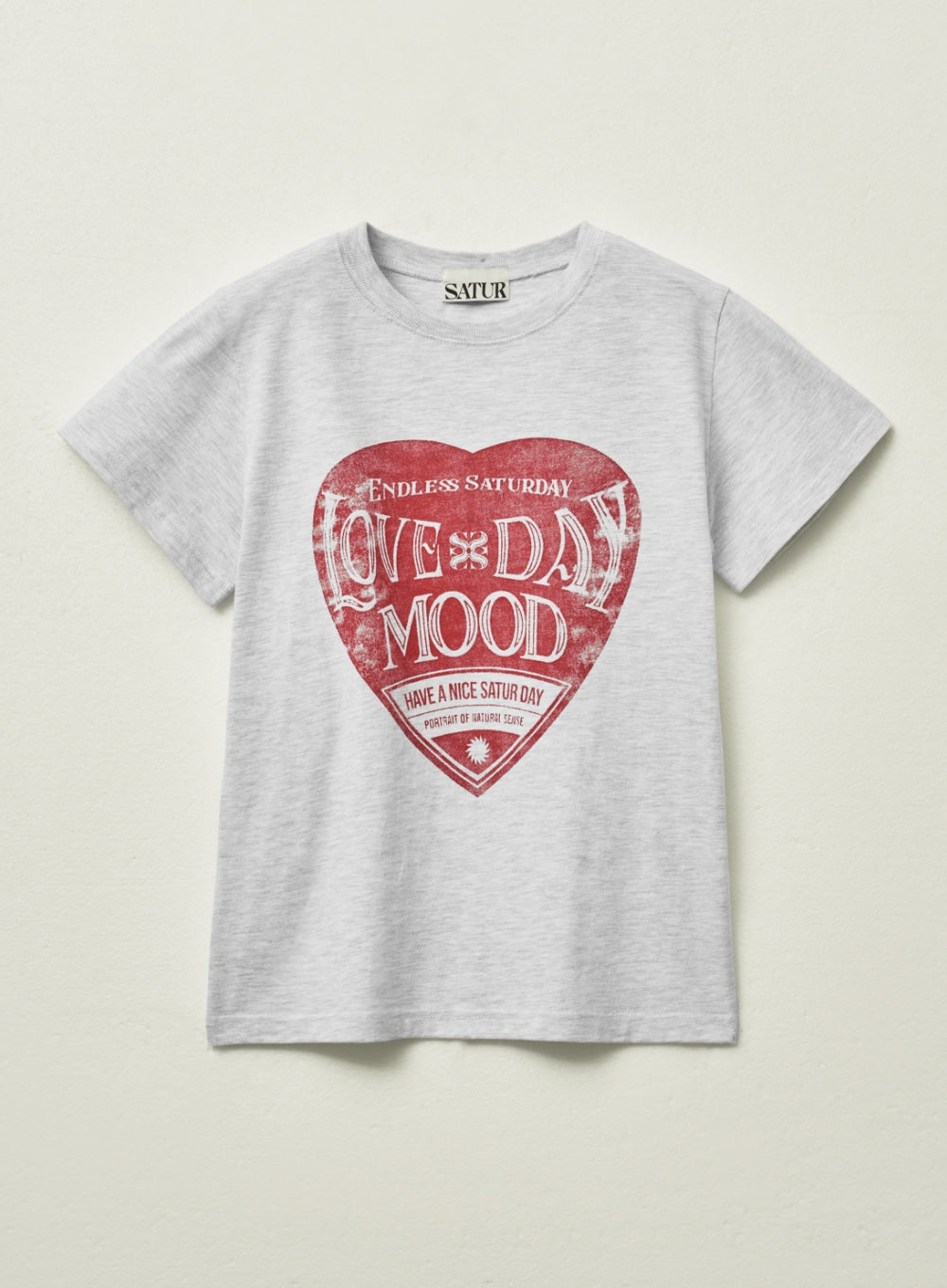 (W) Saturday Retro Mood Graphic T-shirts