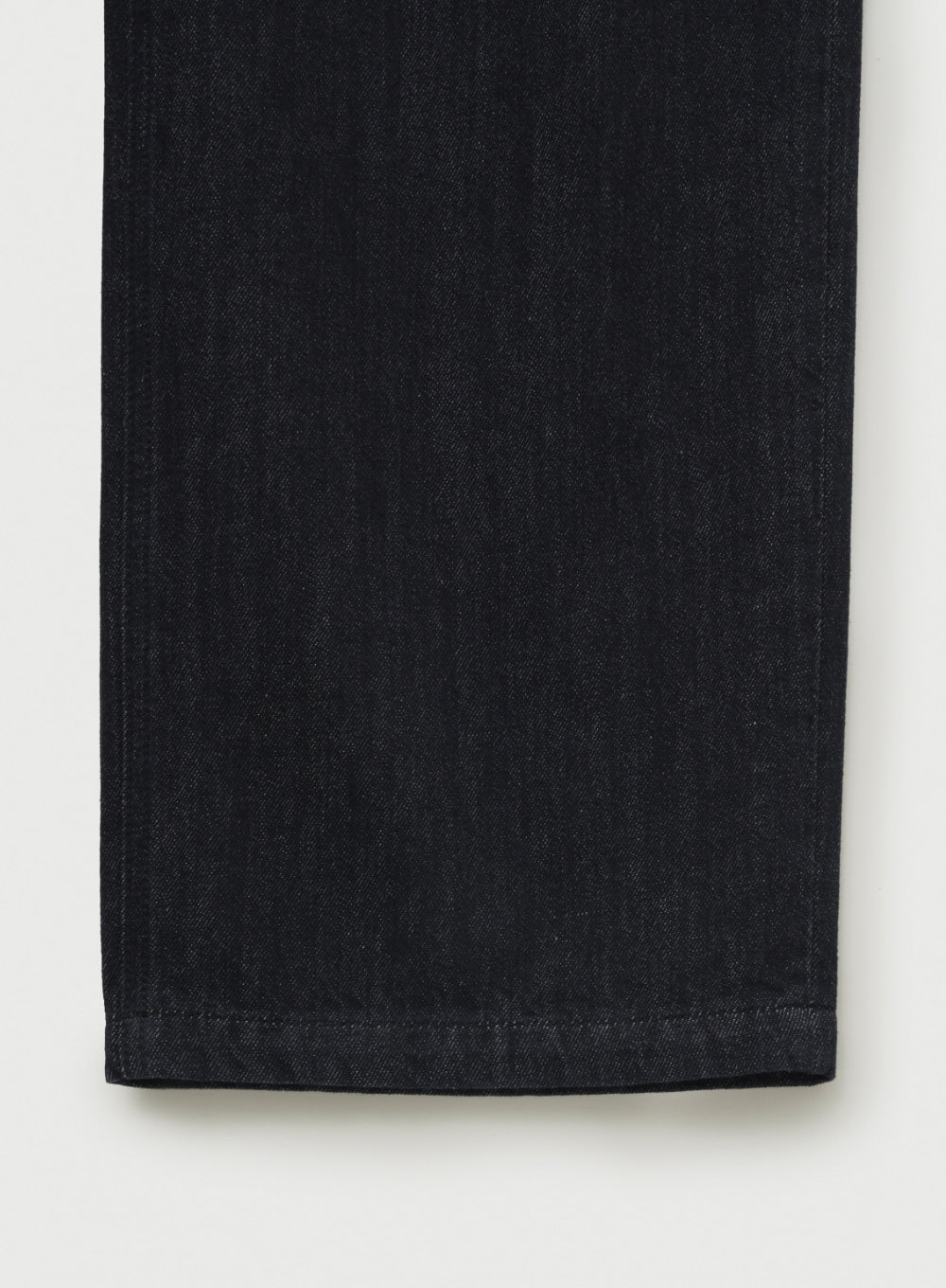 (M) Wide Curved Denim Pants