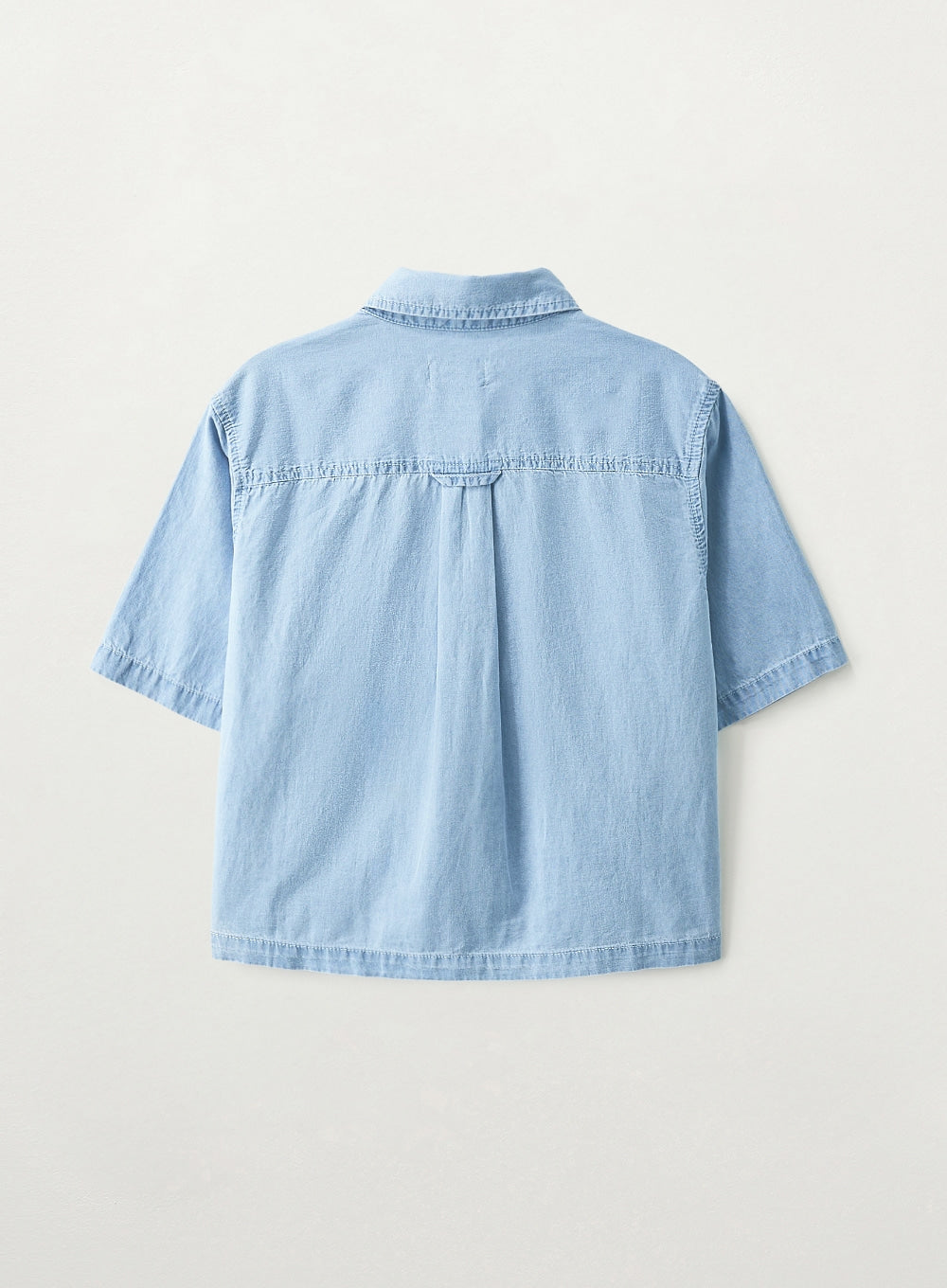 (W) Light Weight Cropped Denim Pocket Shirt