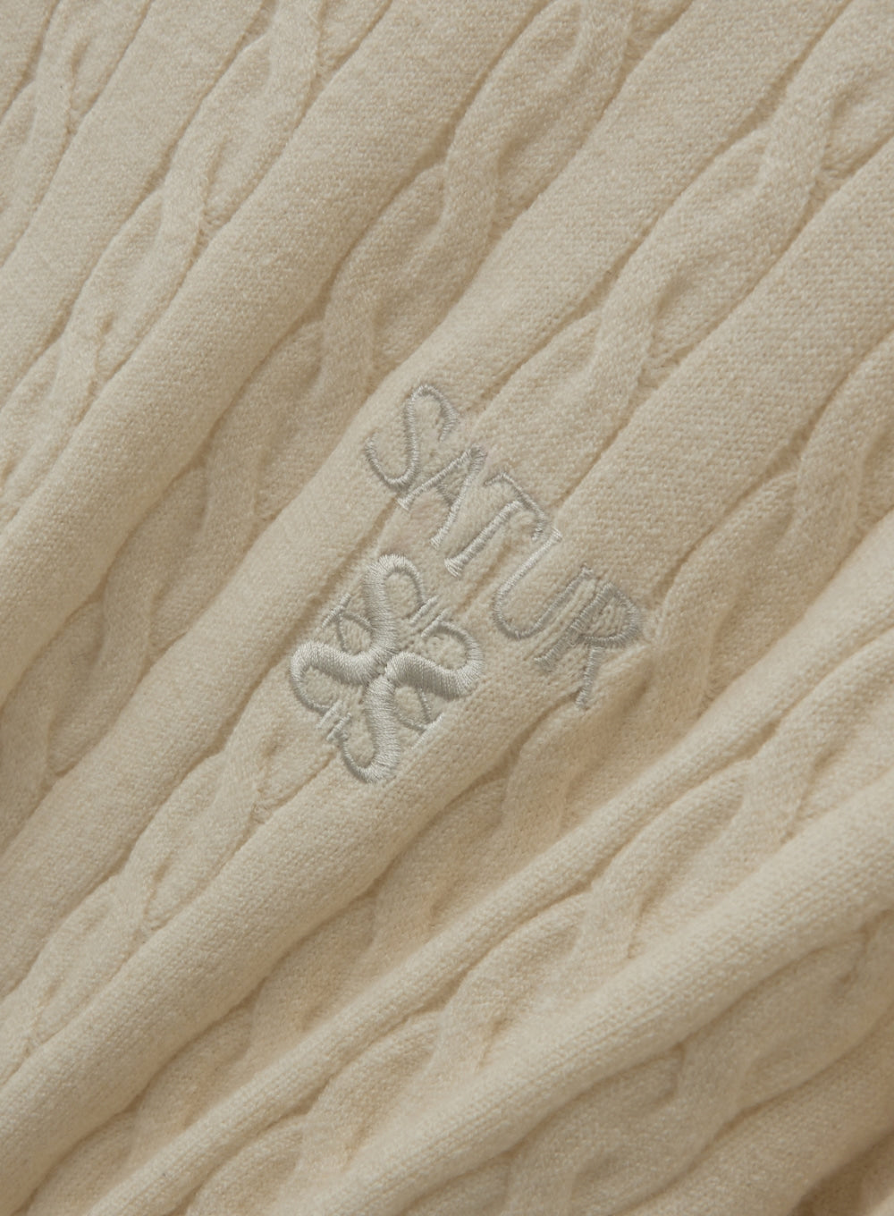 (U) Plain Cable Knit Crew Neck