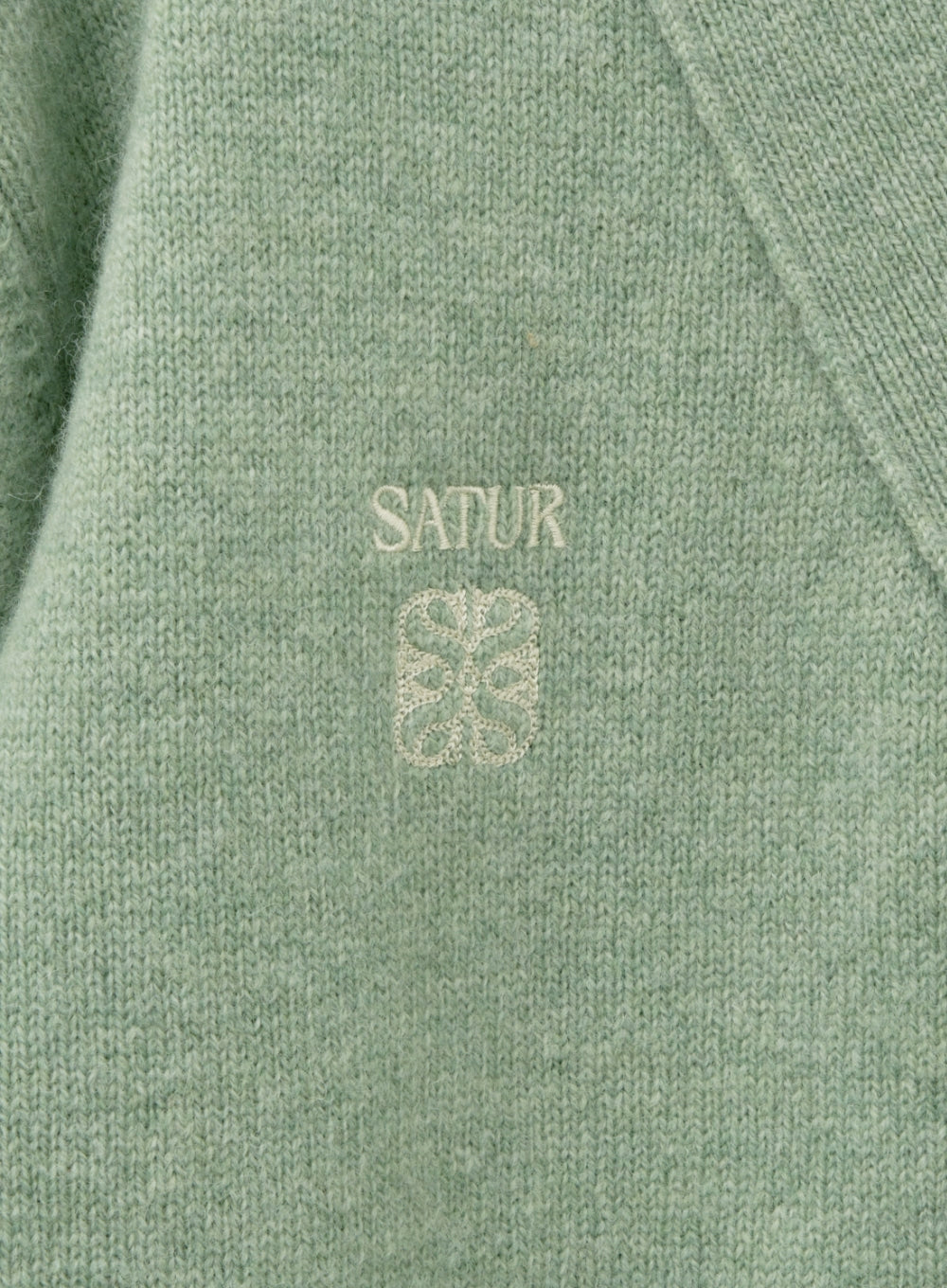 (U) Satur X Lacoste Essen Knit Cardigan