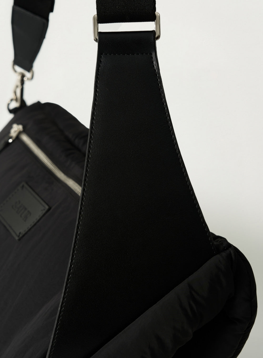 (U) Padded Cross Bag