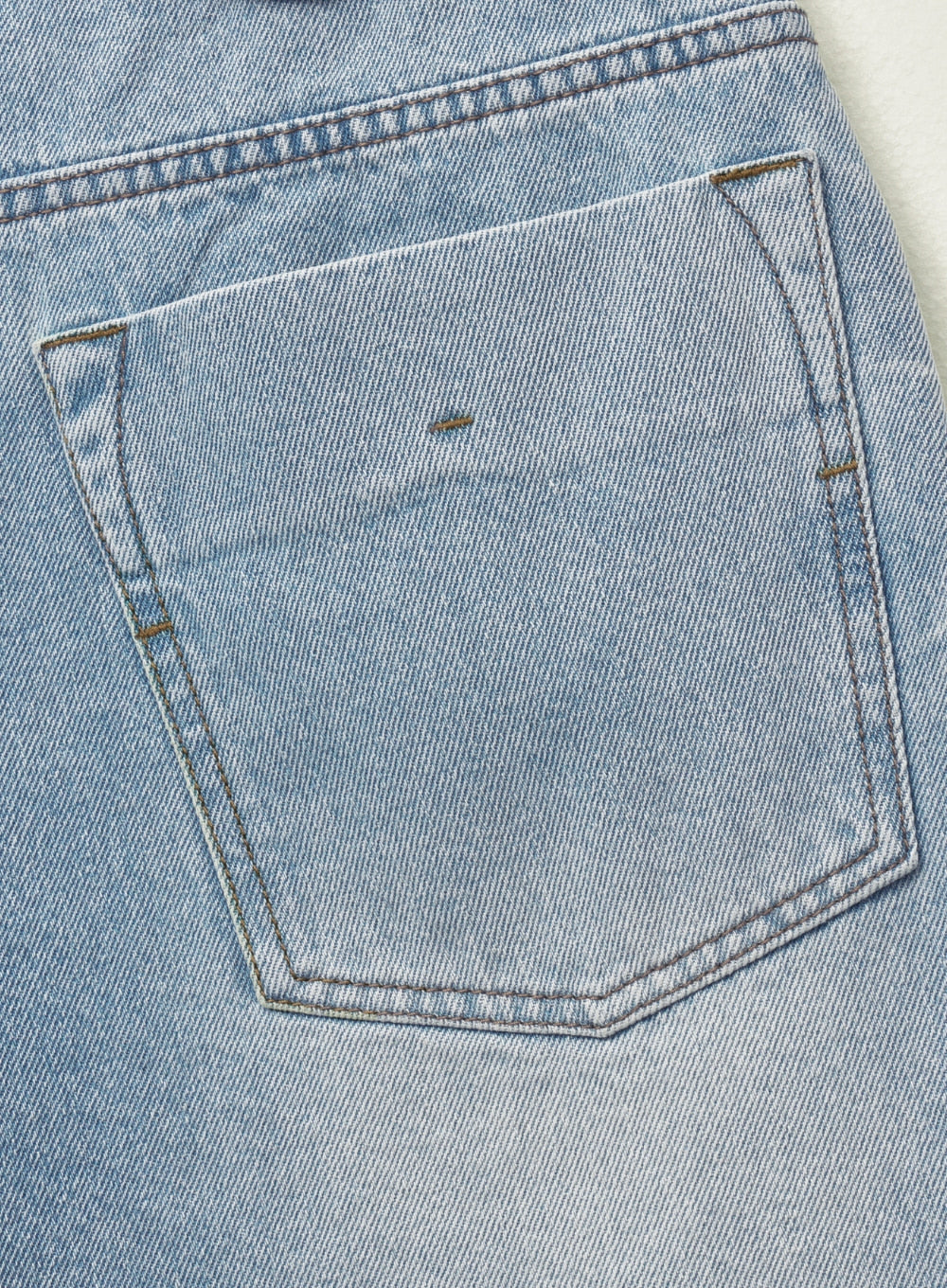 (U) Gabon Denim Bermuda Pants