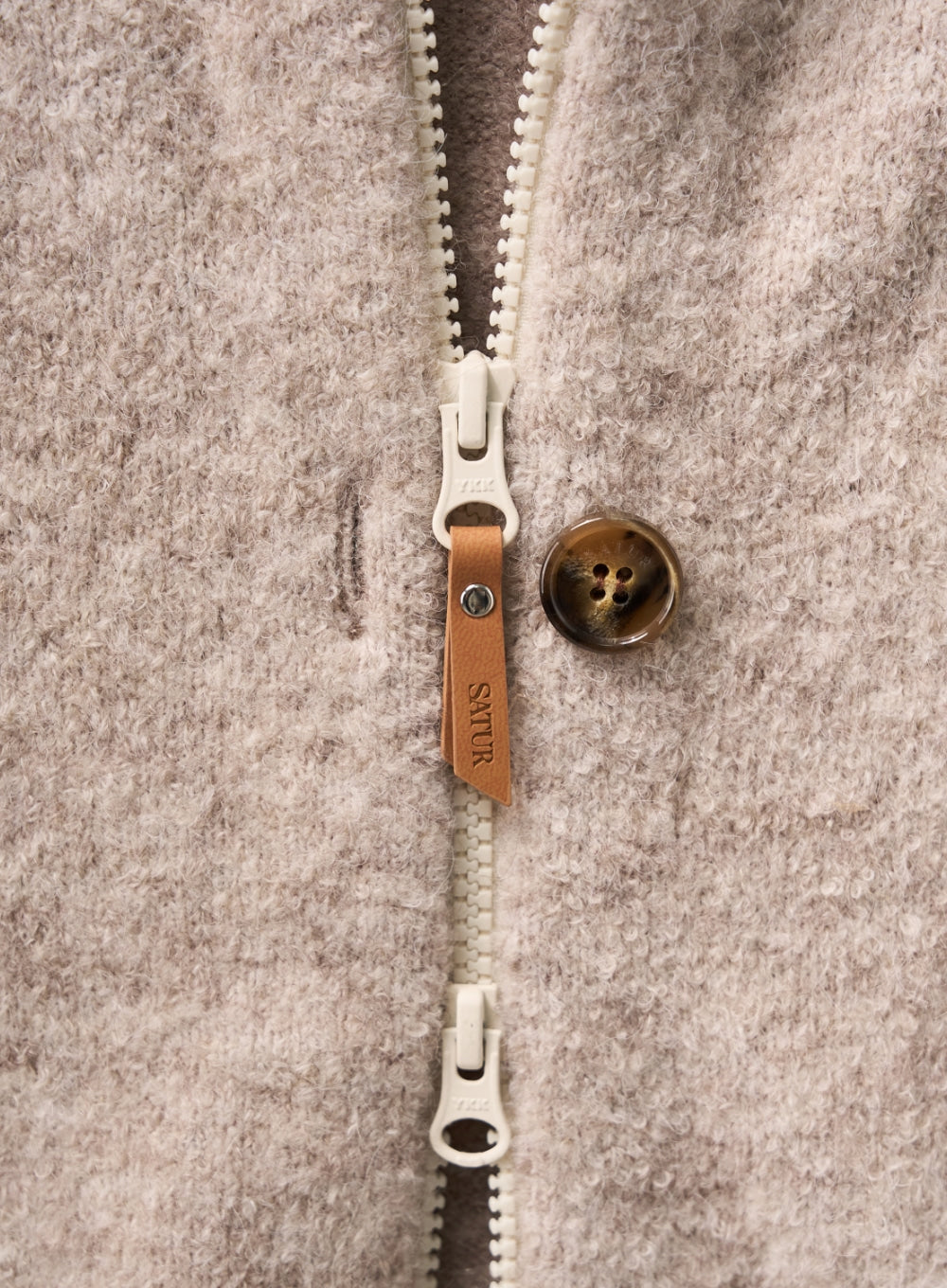 (W) Lawton Semi Cropped Knit Zip-up