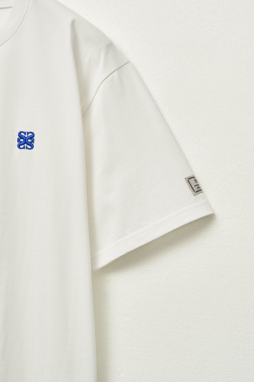(M) Classic Small Logo T-shirt