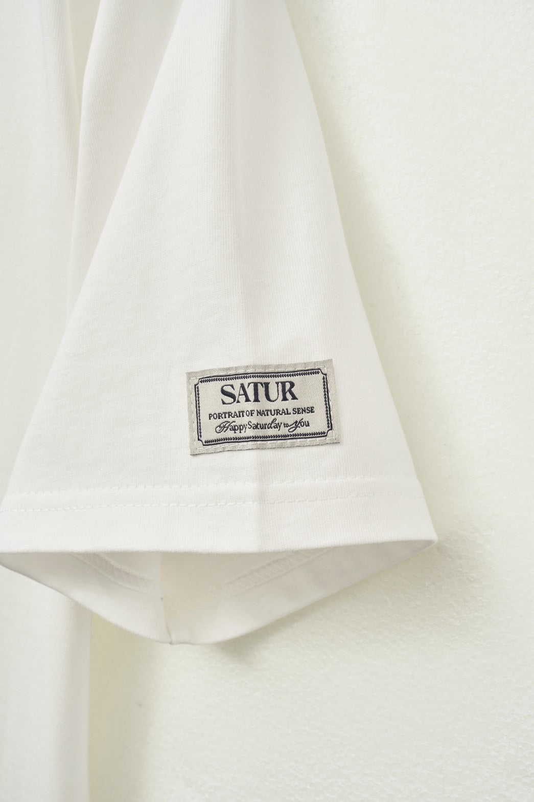 (M) Classic Small Logo T-shirt