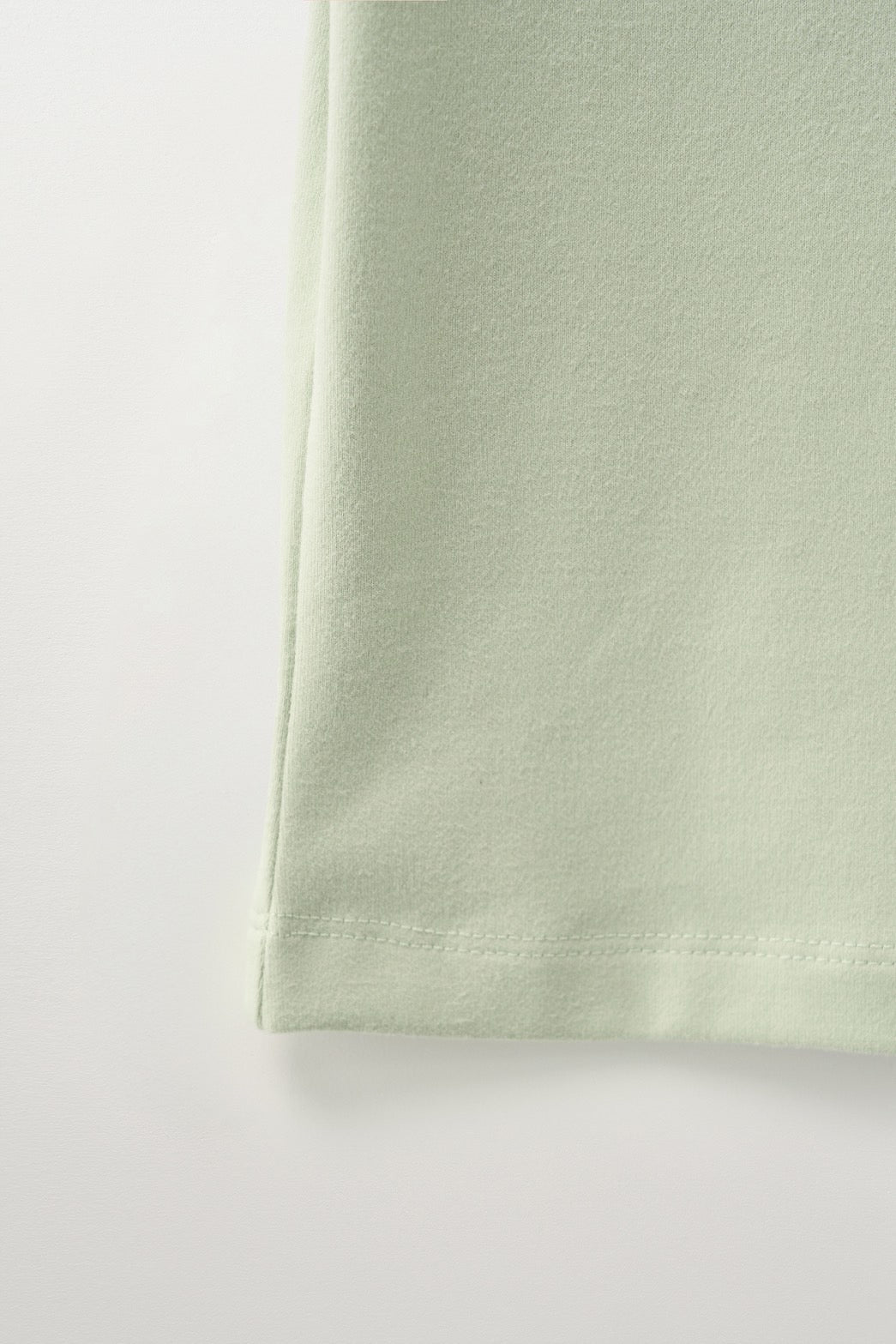 (W) Essential Basic Logo T-shirt