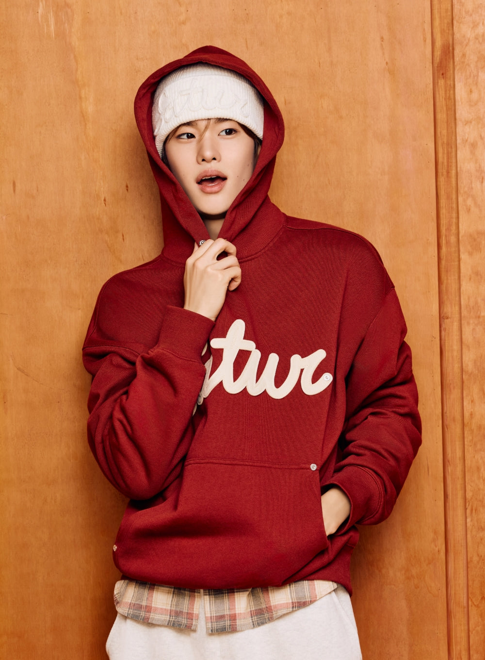 新品 SATURスウェット ブラウン フーディ韓国 U) Satur Applique Rivet Hoodie