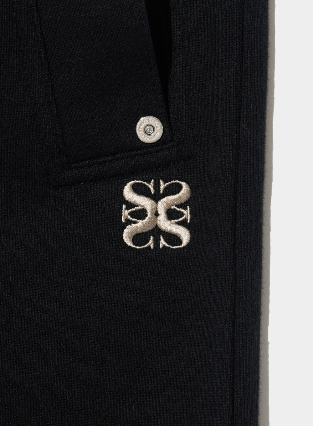 Teo Cotton Half Banding Bermuda Pants