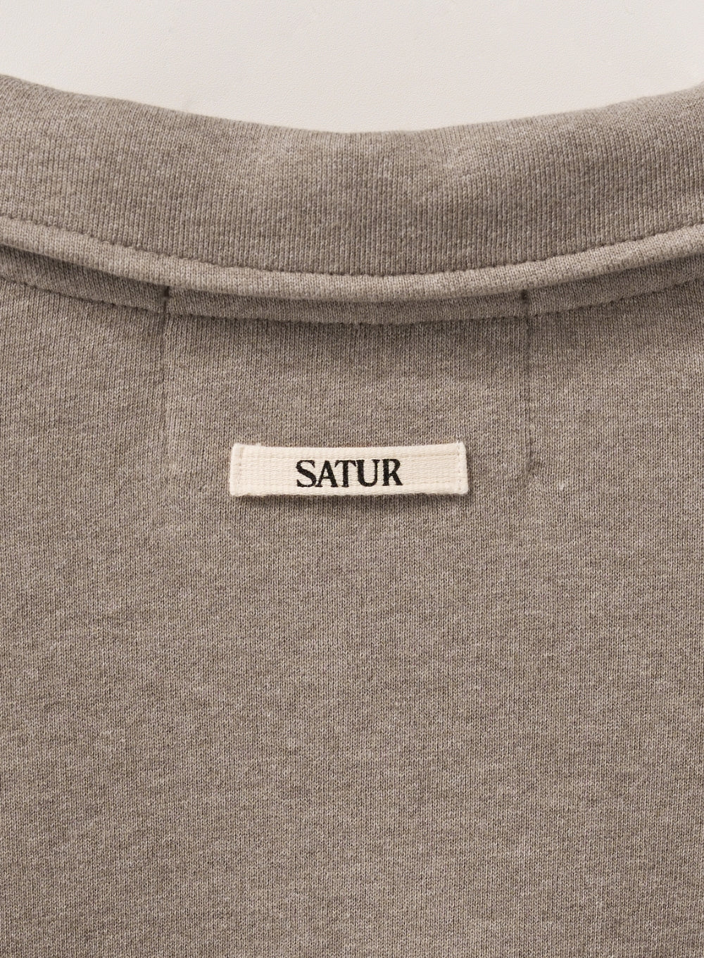 (U) Rope Logo Loose Fit Collar Sweatshirt