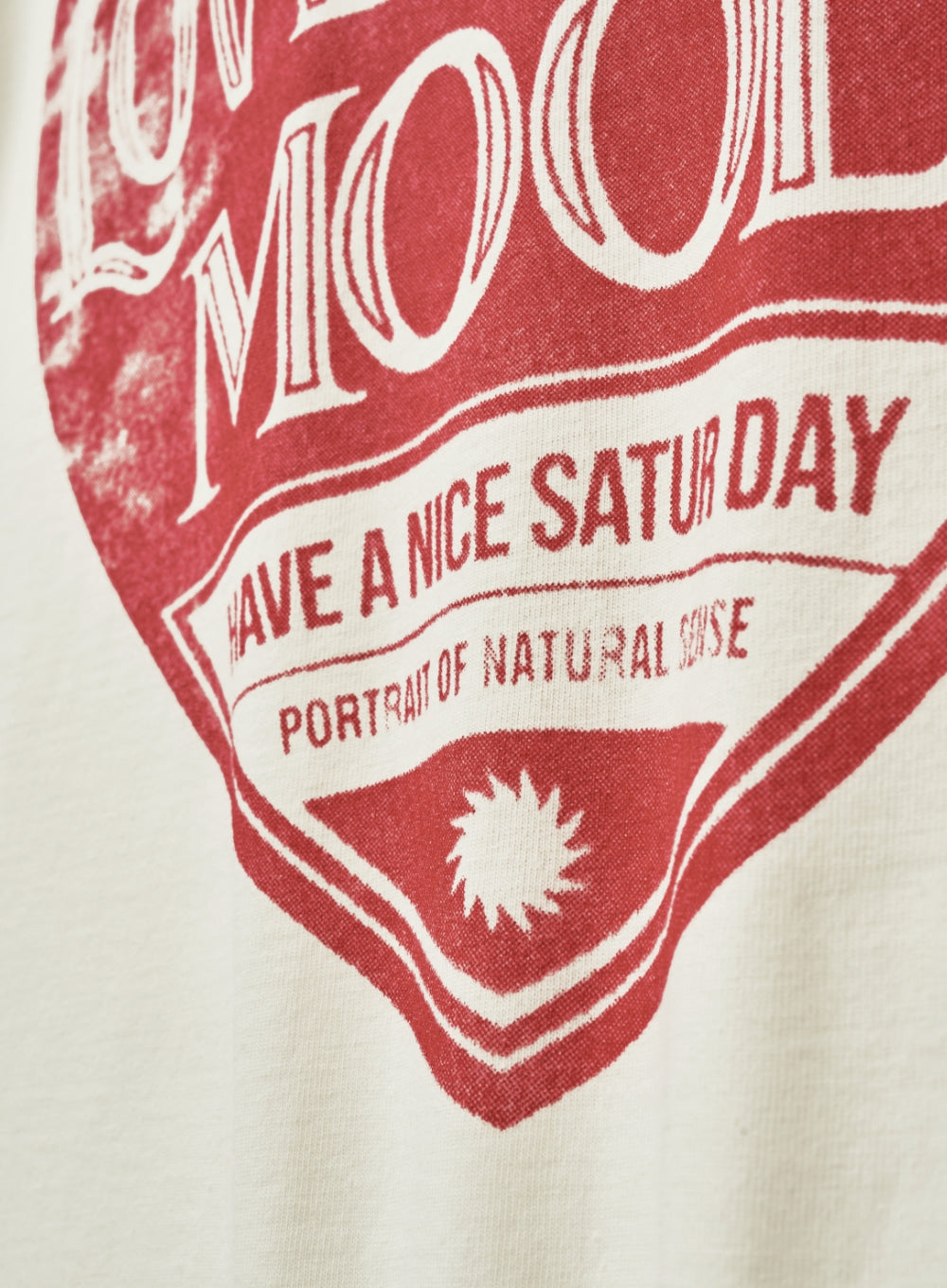 (W) Saturday Retro Mood Graphic T-shirts