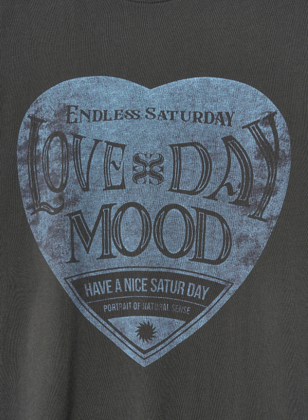 (W) Saturday Retro Mood Graphic T-shirts