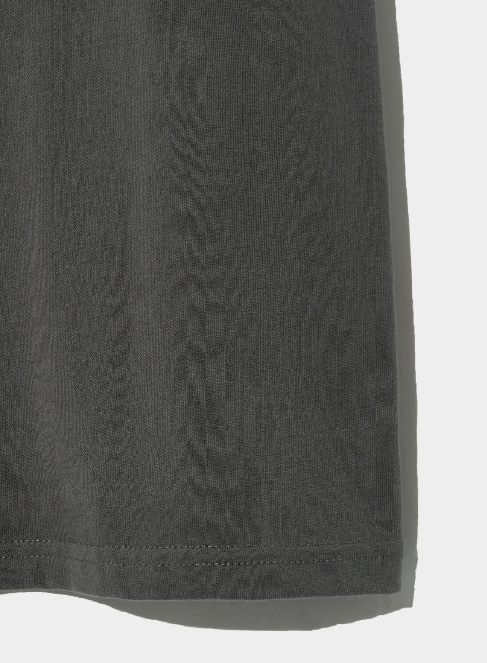 (W) Saturday Retro Mood Graphic T-shirts