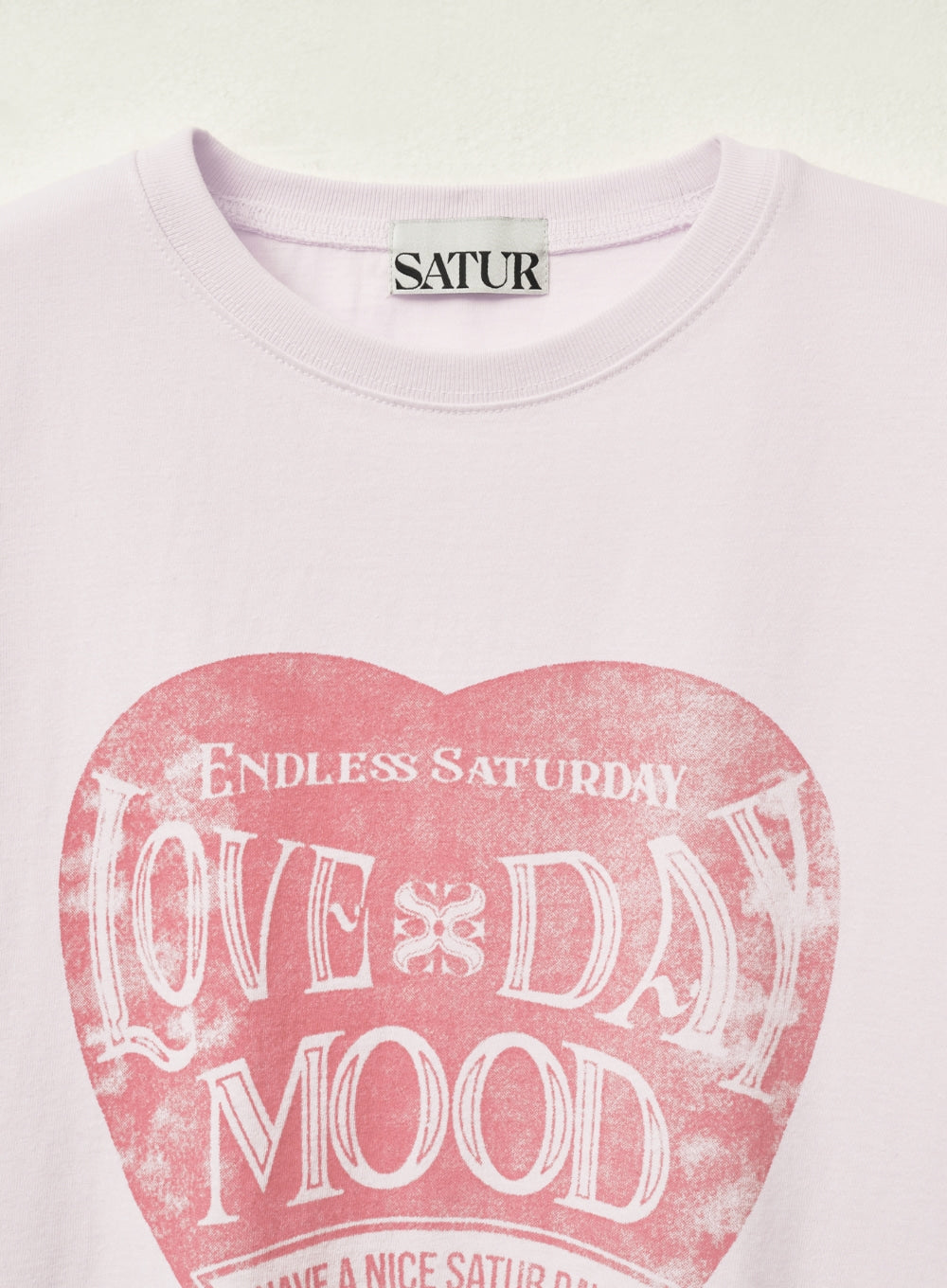 (W) Saturday Retro Mood Graphic T-shirts