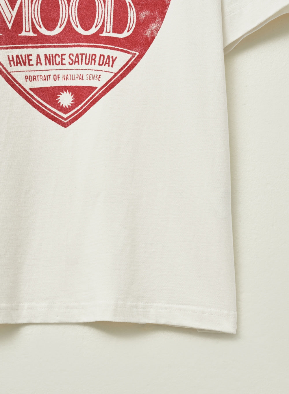 (W) Saturday Retro Mood Graphic T-shirts
