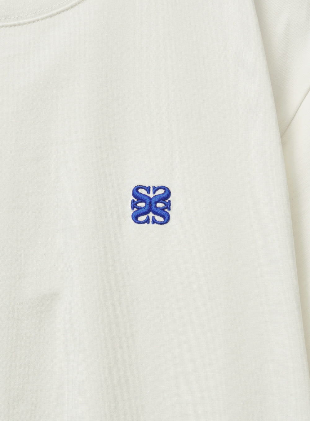 (W) Classic Small Logo T-shirt