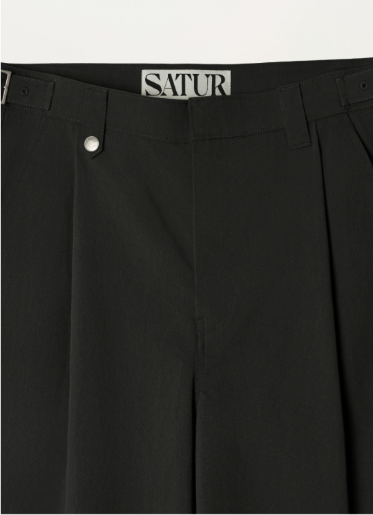 (M) Classic Chino Pants