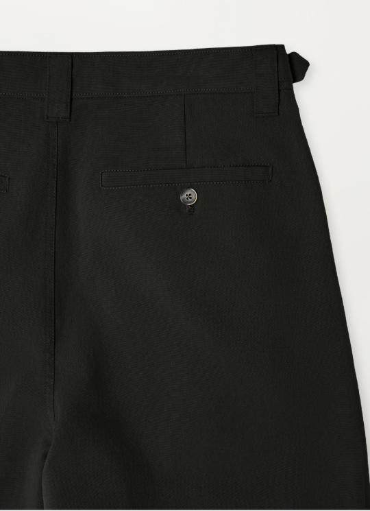(M) Classic Chino Pants