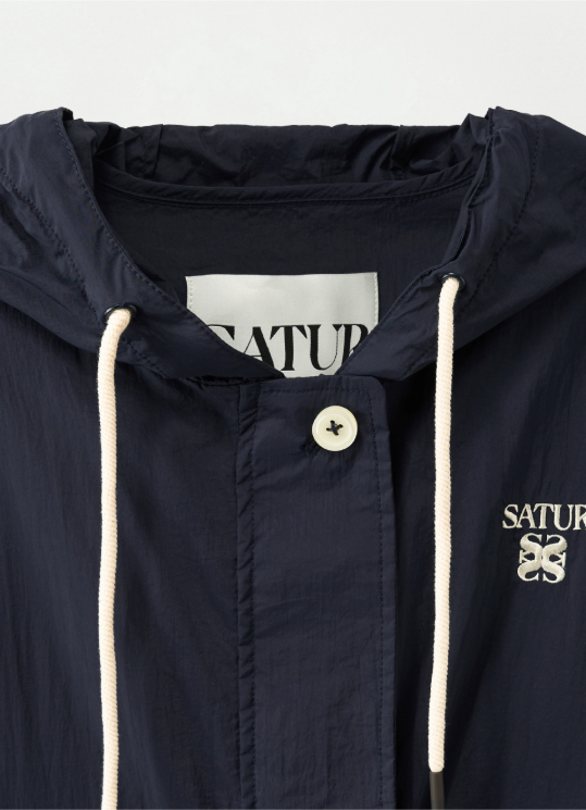 (W) Cropped Hood Wind Jacket