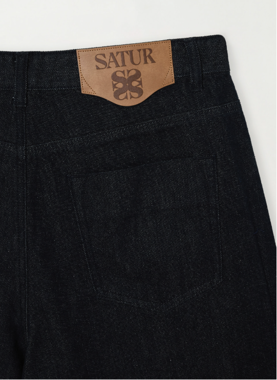 (U) Pleats Bermuda Indigo Denim Shorts