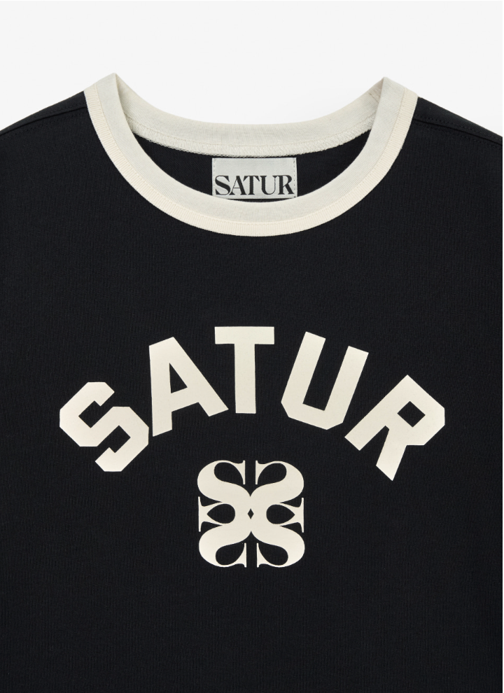 (W) Satur Arch Logo Graphic T-shirt