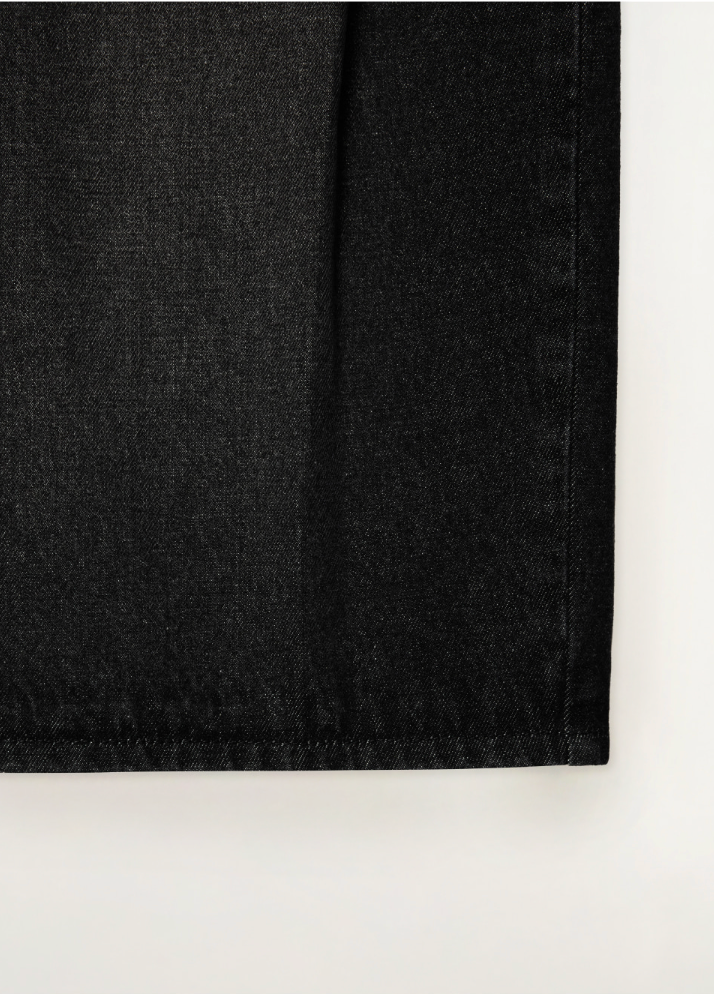 (U) Pleats Bermuda Washed Denim Shorts