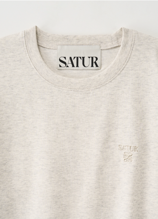 (U) Loren Classic Logo T-shirt