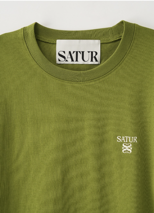 (U) Loren Classic Logo T-shirt