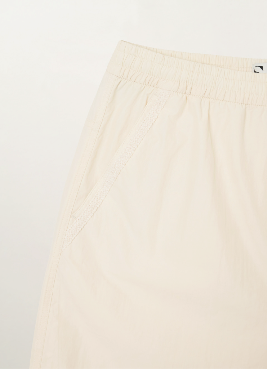 (M) Nylon Bermuda Pants