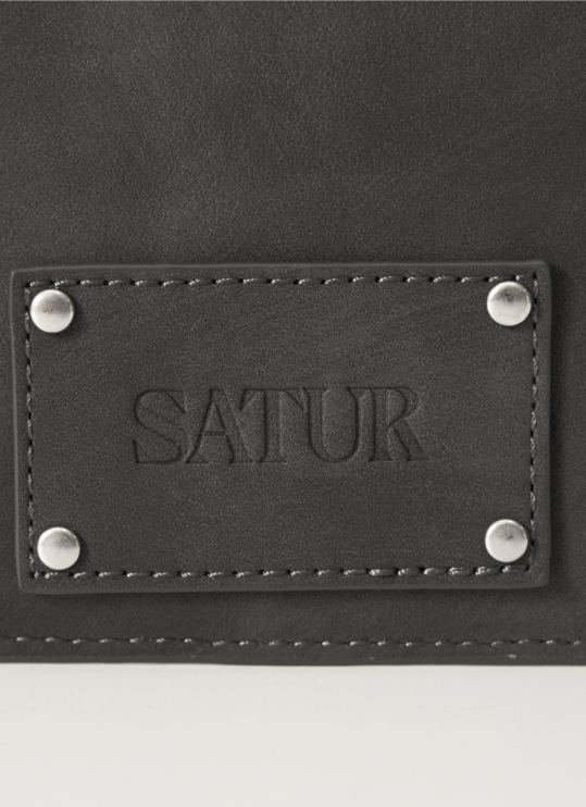(U) Stud Card Wallet