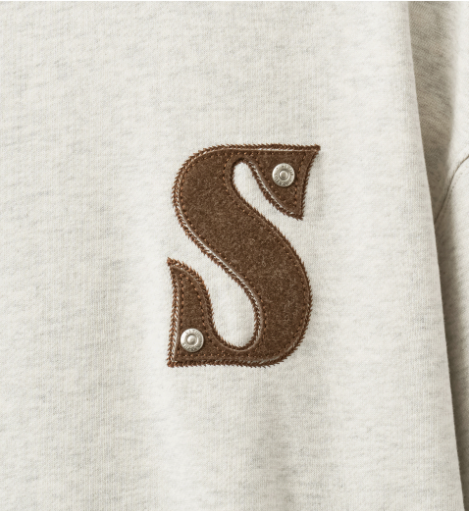 (U) Rivet Applique Pocket Logo Hoodie