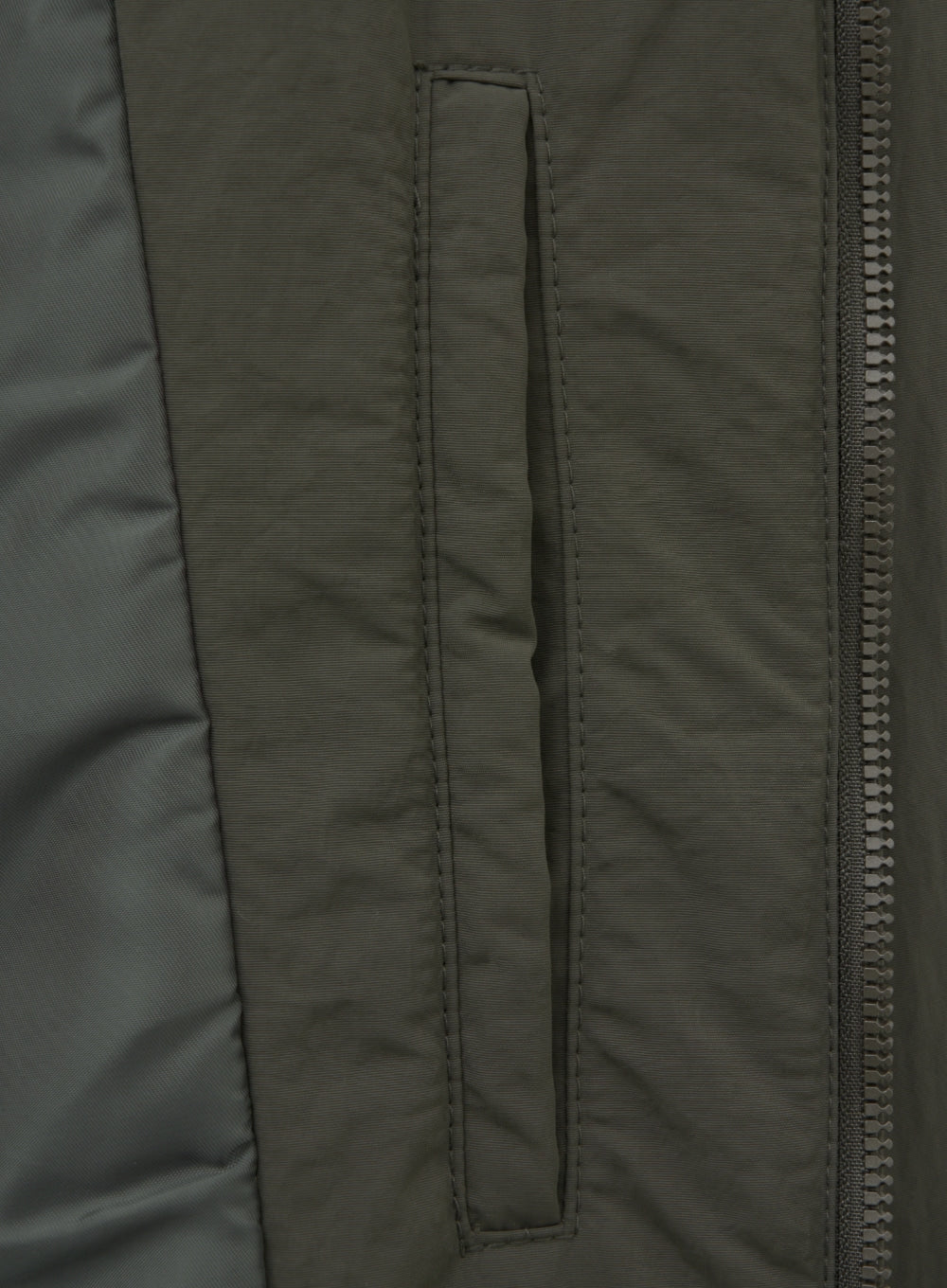 M) Nylon Padded Bomber Jacket
