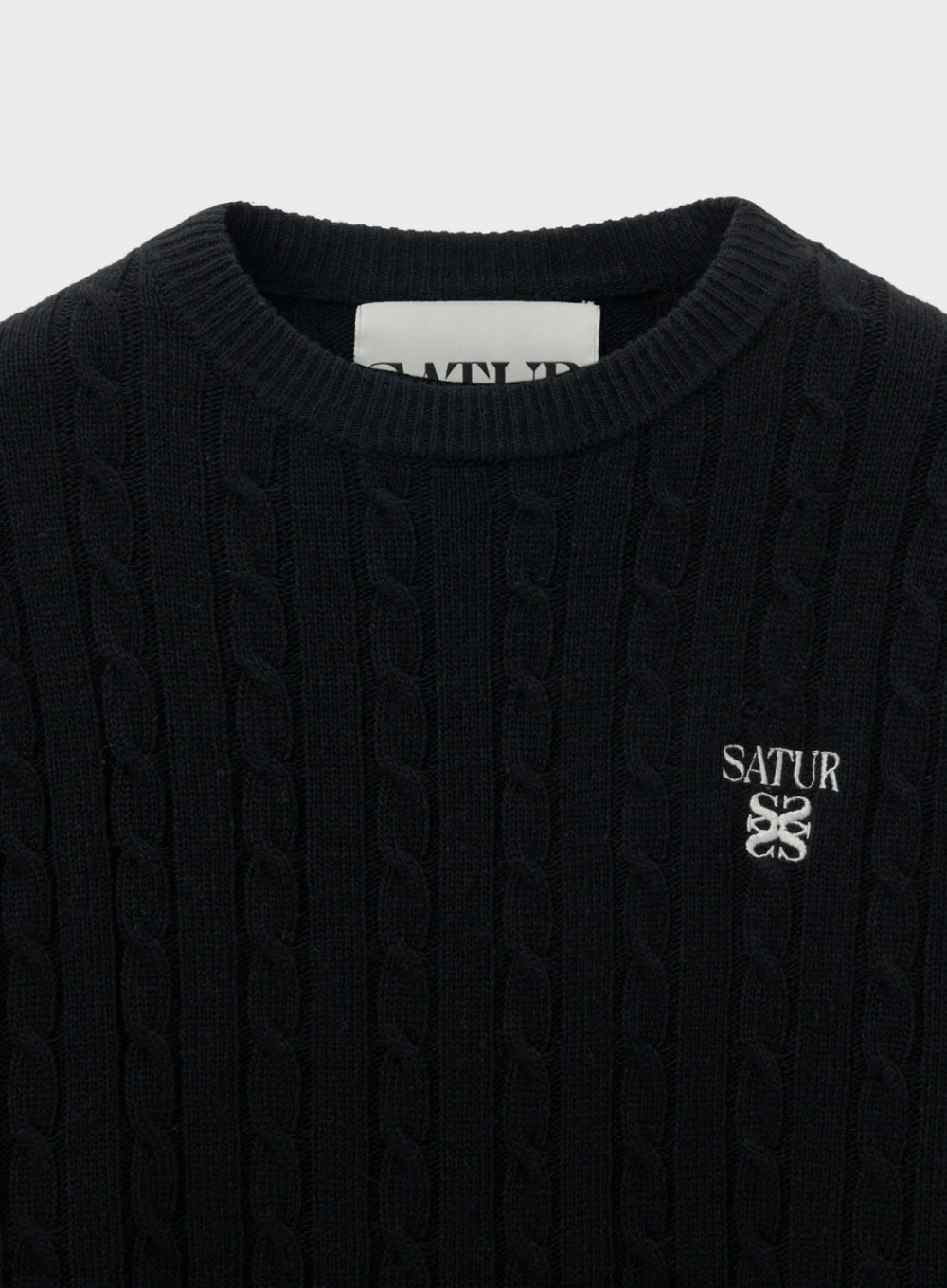 (U) Wool blend cable knit