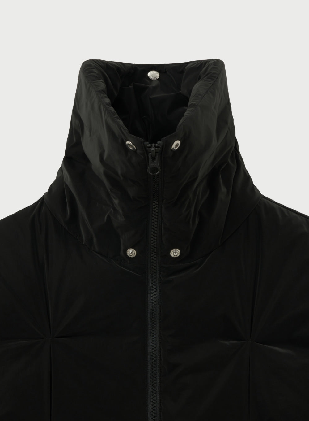 (W) Tuck Detail Cropped Down Jacket