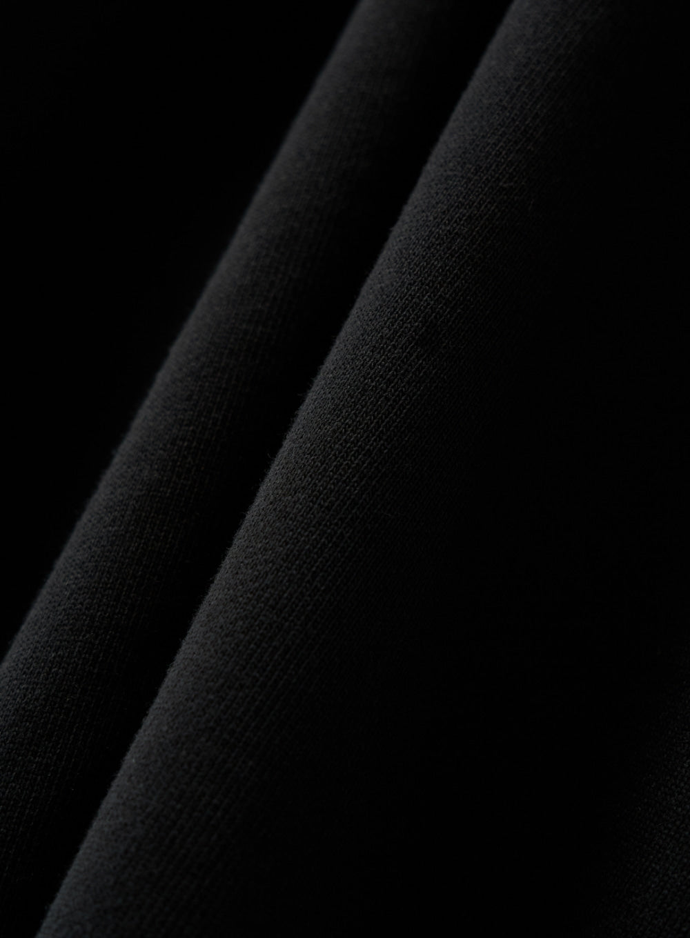 (U) Satur Applique Round Neck Hood T-shirt