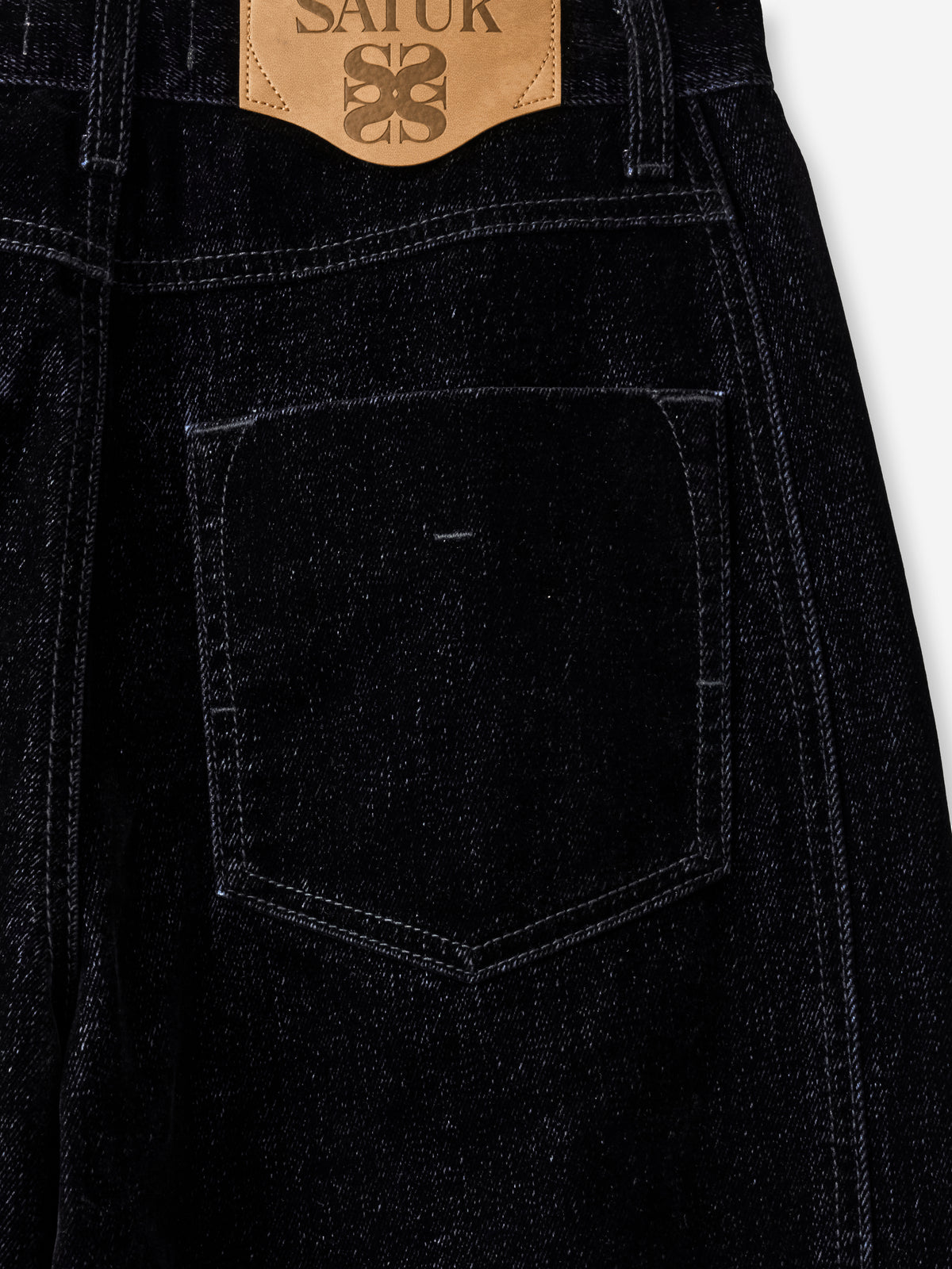 (W) Loose Fit Flocking Denim Pants