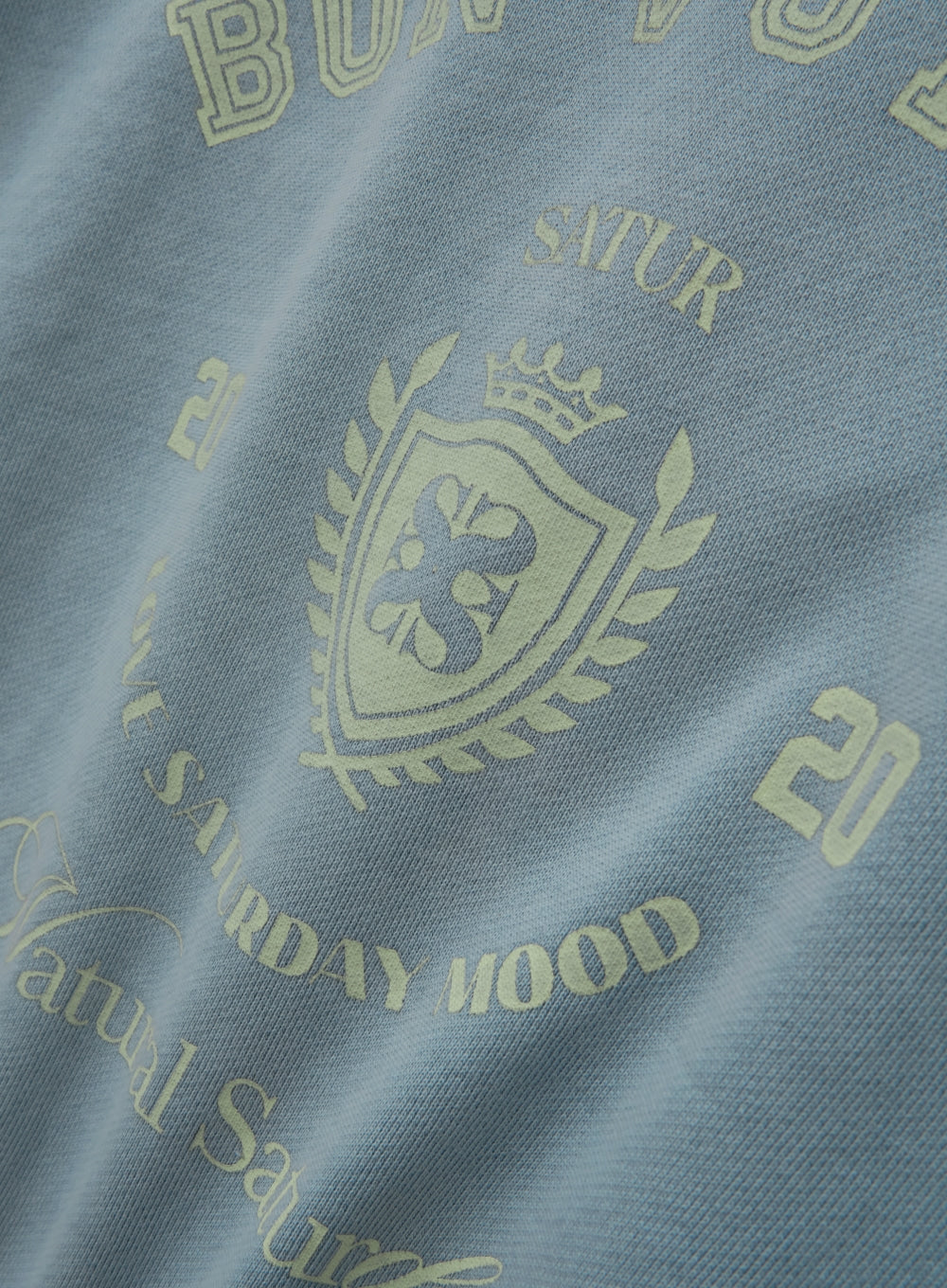 (U) Bon Voyage Arch Logo Graphic Dyed Sweatshirts