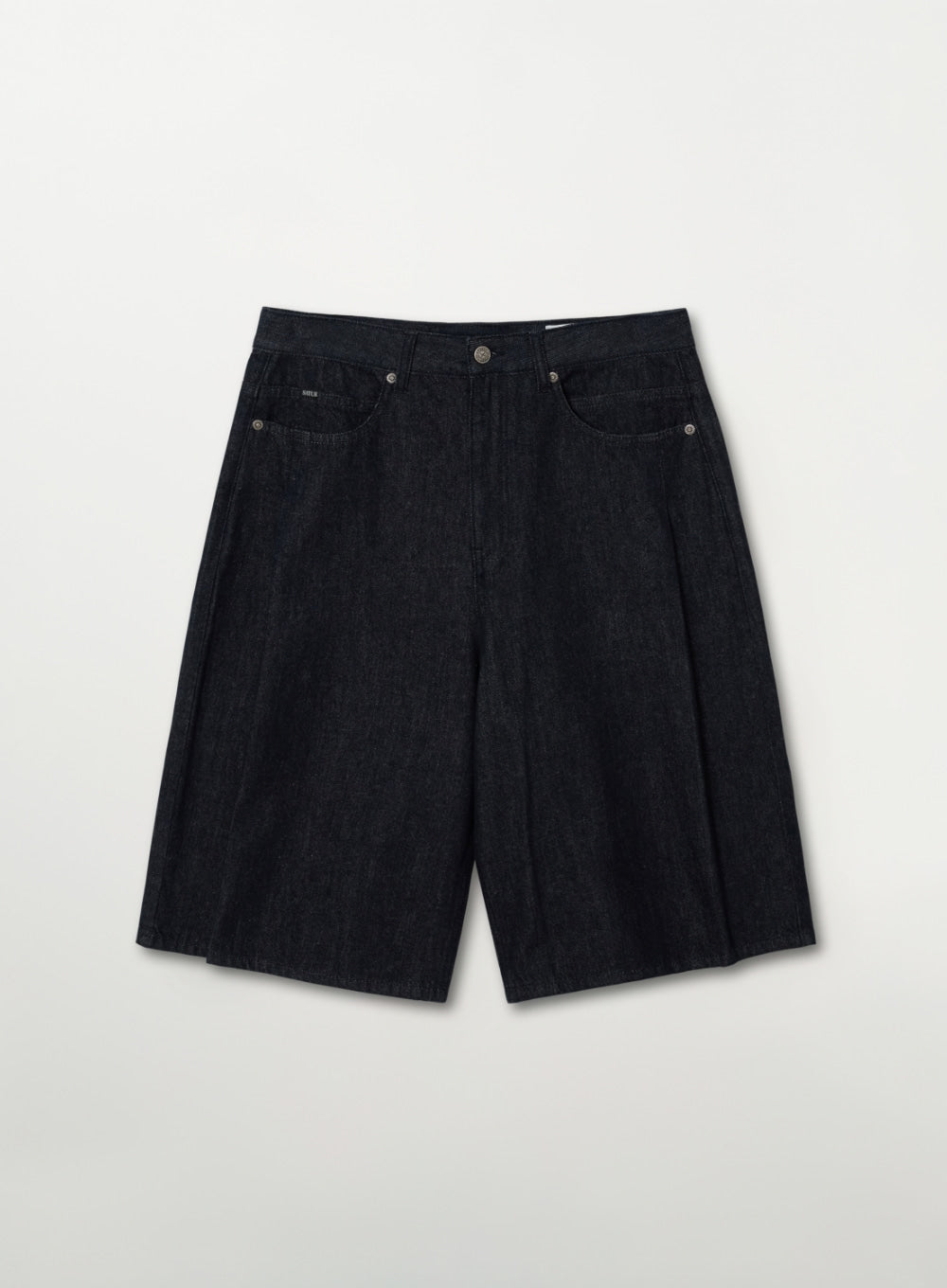 (U) Pleats Bermuda Indigo Denim Shorts
